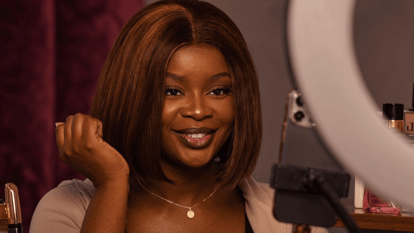 Pitchounette en plein live shopping TikTok